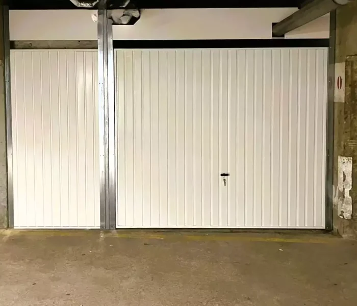 Porte de garage basculante , appartement Rennes
