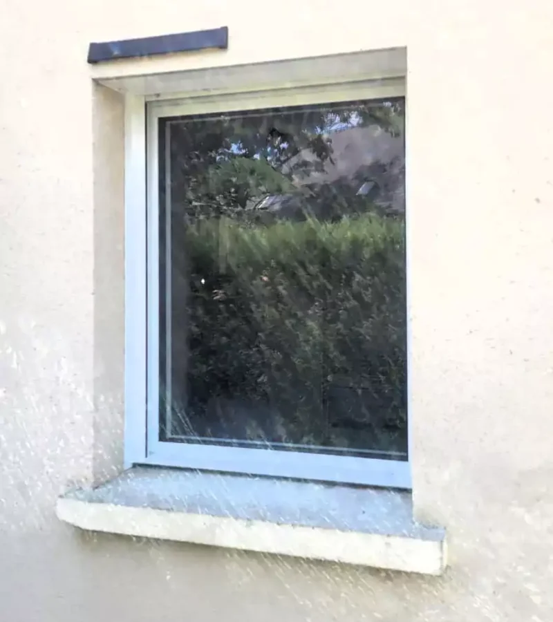 Fenêtre en alu Blanc intérieure et extérieure