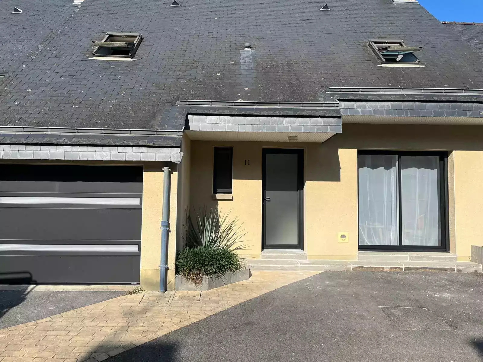 facade-maison-Rennes-PE_PG_-Baie-vitré-min