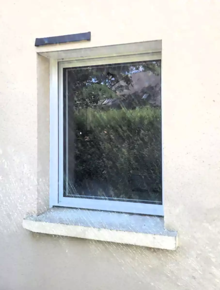 Fenêtre en alu Blanc intérieure et extérieure